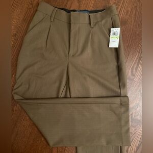 Democracy “Ab” Solution Skyrise Crop Flare Trouser in Olive Drab
